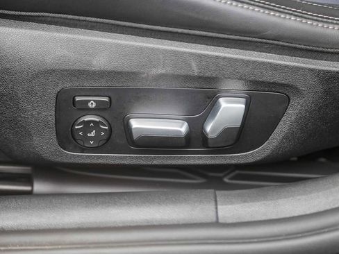 Used 2026 BMW 840i image 18