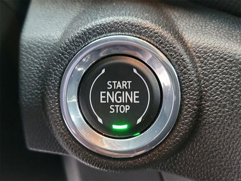 Used 2023 Chevrolet TrailBlazer RS image 29