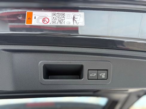 New 2026 Toyota 4Runner Limited image 18