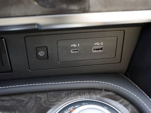 Used 2024 Nissan Armada Platinum w/ Cargo Package image 34