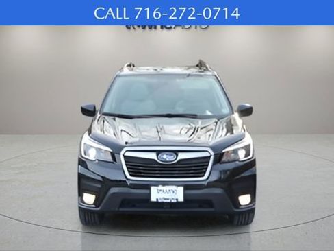 Used 2021 Subaru Forester Premium image 9