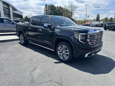 New 2026 GMC Sierra 1500 Denali w/ Denali Reserve Package AWD/4WD image 14