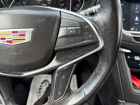 Used 2023 Cadillac XT5 Premium Luxury AWD/4WD image 13