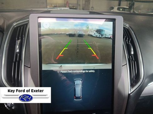 Used 2021 Ford Edge Titanium image 39