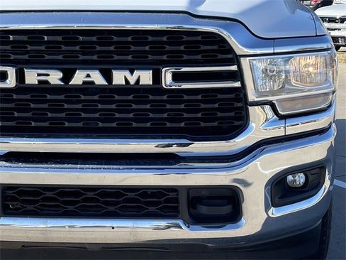 Used 2024 RAM 2500 Big Horn w/ Safety Group image 9