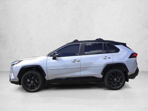 Used 2023 Toyota RAV4 XSE w/ XSE Grade Weather Package AWD/4WD image 8