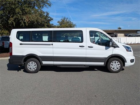Used 2023 Ford Transit 350 XLT image 2