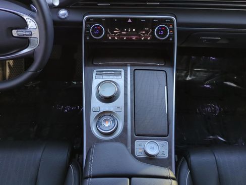 Used 2023 Genesis GV80 2.5T w/ Prestige Package image 21