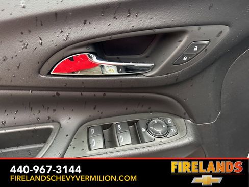 Certified 2024 Chevrolet Equinox LT image 10