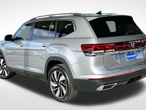 New 2026 Volkswagen Atlas SEL image 13