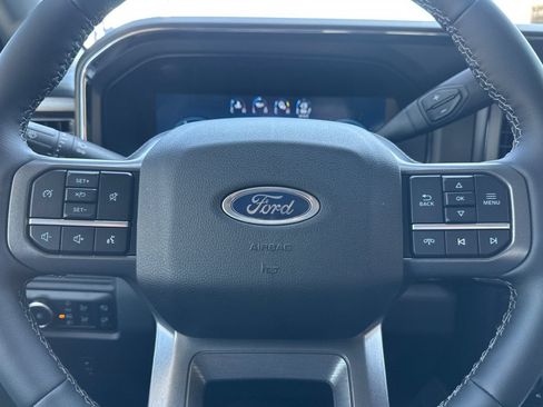 New 2026 Ford F250 Lariat w/ Black Appearance Package AWD/4WD image 23