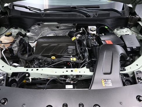 Certified 2024 Chevrolet Trax RS w/ Driver Confidence Package image 29