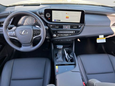 New 2025 Lexus ES 350 w/ Premium Package image 9