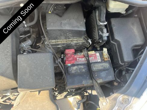 Used 2020 Toyota Sienna XLE FWD image 32