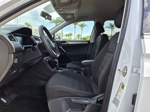 Used 2022 Volkswagen Tiguan S FWD image 15