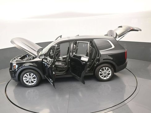 Used 2022 Kia Telluride LX FWD image 68