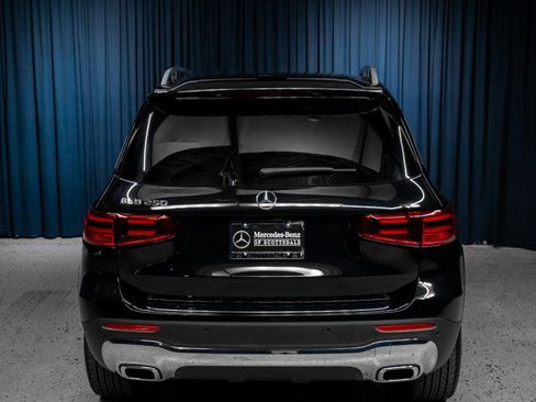 New 2026 Mercedes-Benz GLB 250 image 8