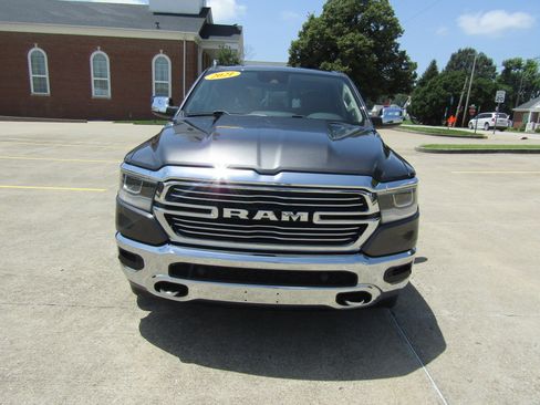 Used 2021 RAM 1500 Laramie AWD/4WD image 8
