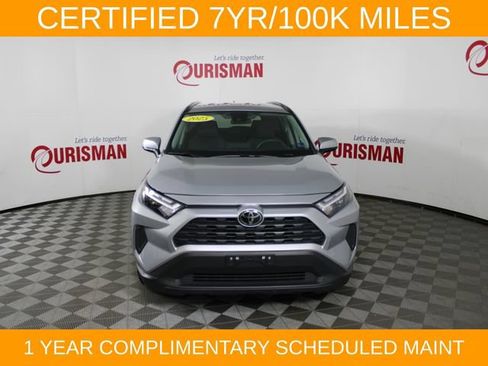 Used 2025 Toyota RAV4 XLE AWD/4WD image 12
