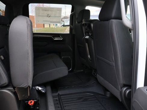 New 2026 GMC Sierra 2500 SLE AWD/4WD image 11