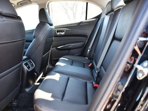 Used 2018 Acura TLX image 16