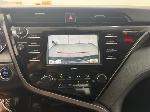 Used 2020 Toyota Camry LE w/ Convenience Package image 38