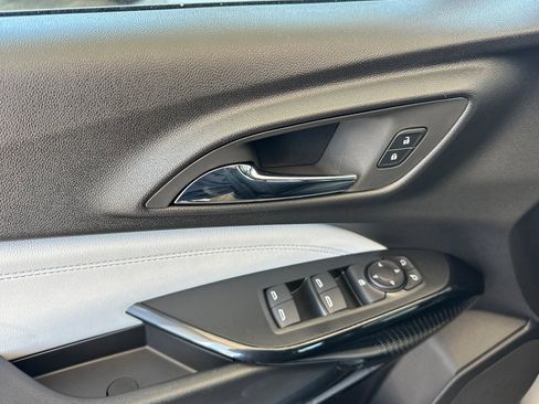 New 2025 Chevrolet Trax LT w/ Driver Confidence Package image 11