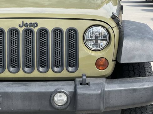 Used 2013 Jeep Wrangler Sport AWD/4WD image 8