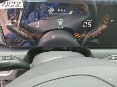 New 2026 Kia K4 FWD image 24