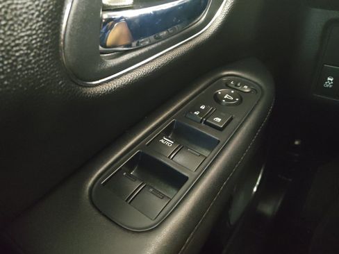 Used 2017 Honda HR-V EX-L image 27
