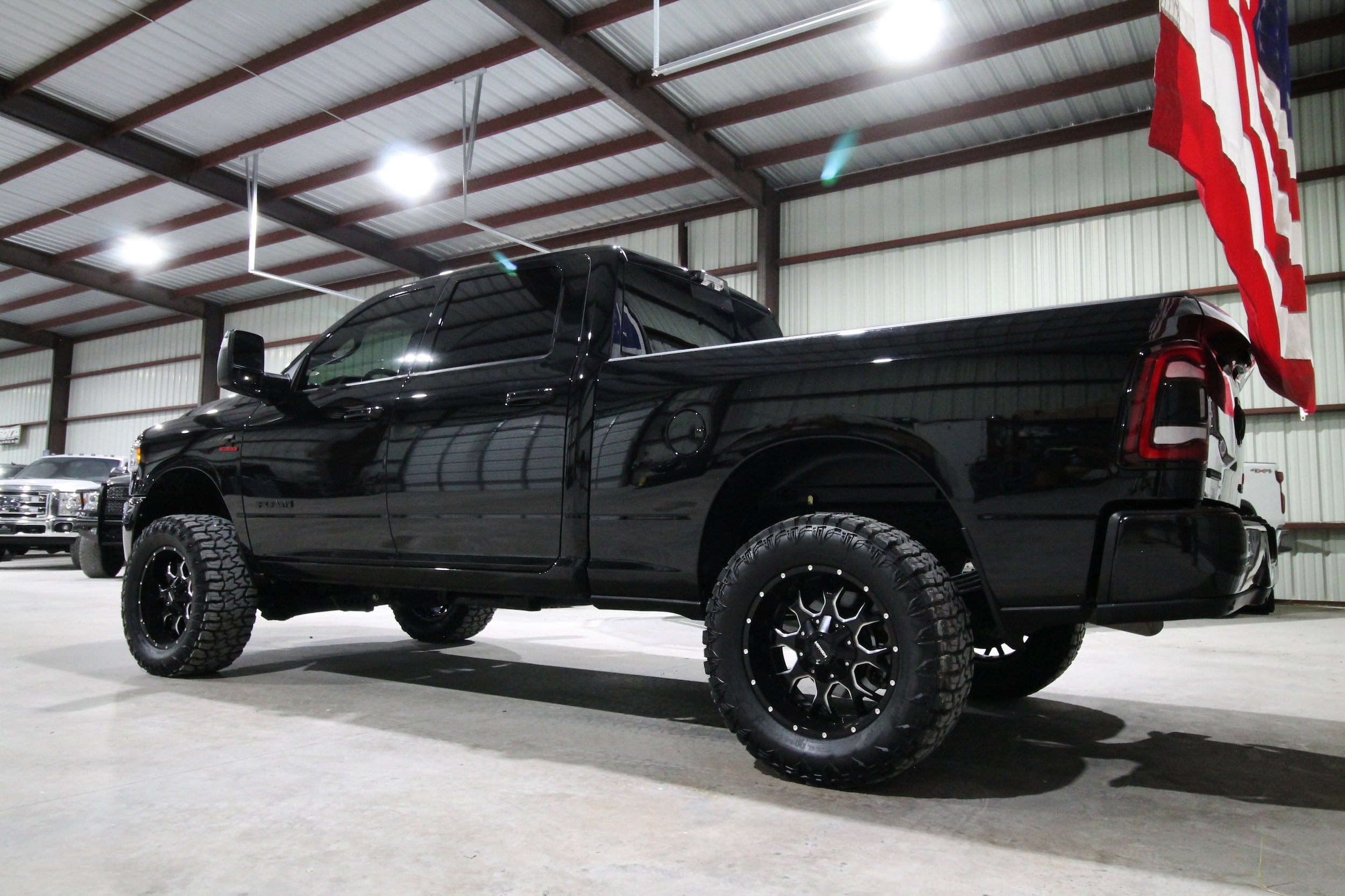 Used 2024 RAM 3500 Laramie w/ Night Edition AWD/4WD image 8