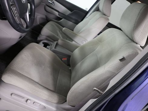 Used 2016 Honda Odyssey SE image 8