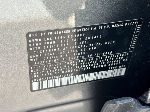 Used 2025 Volkswagen Taos S FWD image 38