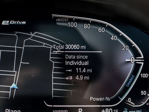 Used 2022 BMW 530e w/ M Sport Package RWD image 20