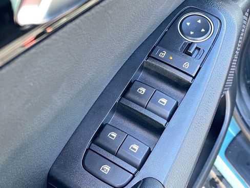 New 2026 Kia Seltos S image 16