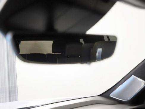 Used 2025 Cadillac Escalade V w/ LPO, ONYX Package image 40