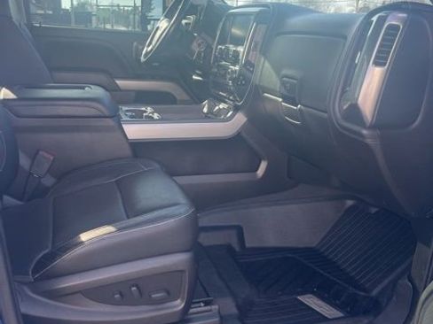 Used 2019 Chevrolet Silverado 2500 LTZ w/ Duramax Plus Package image 13