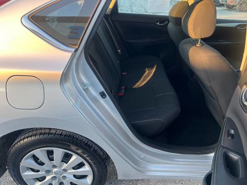 Used 2016 Nissan Sentra S image 21