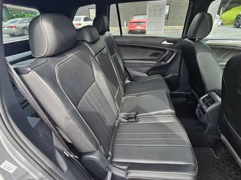 Used 2023 Volkswagen Tiguan SE R-Line FWD image 13
