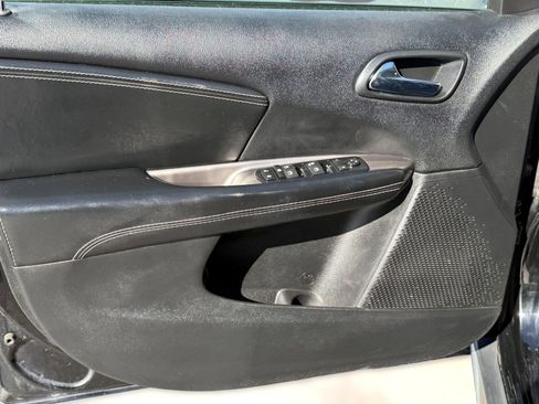 Used 2018 Dodge Journey Crossroad image 12