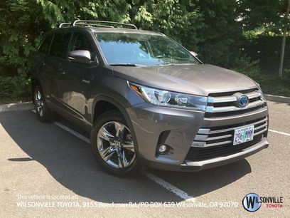 Used 2019 Toyota Highlander Limited Platinum