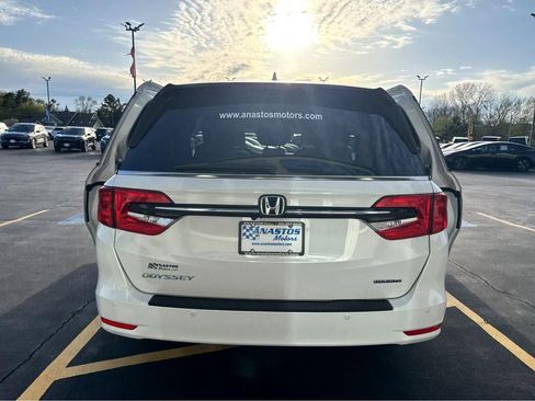 Used 2023 Honda Odyssey Touring image 10