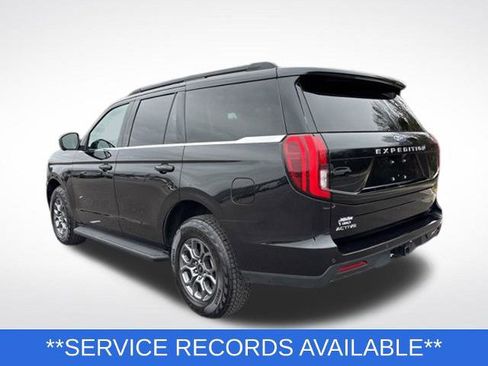Certified 2025 Ford Expedition Active AWD/4WD image 4