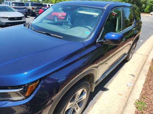 Used 2025 Honda Pilot EX-L image 14