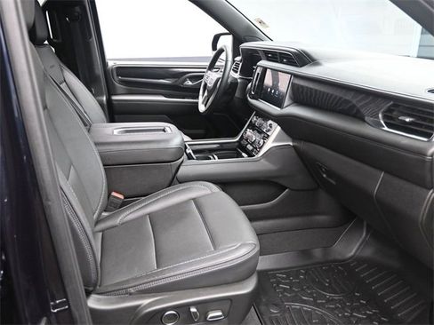 Used 2024 GMC Yukon Denali image 29