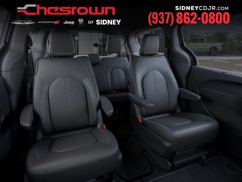New 2026 Chrysler Pacifica Select FWD image 15