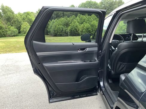 Used 2020 Hyundai Palisade SEL w/ Premium Package FWD image 27