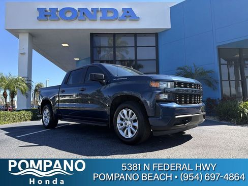 Used 2019 Chevrolet Silverado 1500 Custom w/ Custom Value Package image 1