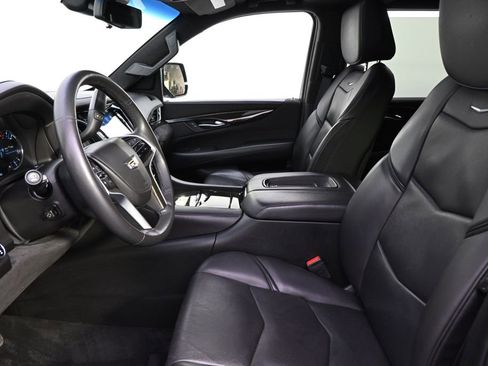 Used 2017 Cadillac Escalade ESV Platinum image 13