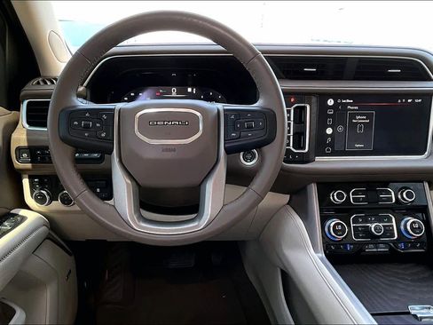 Used 2022 GMC Yukon Denali w/ Max Trailering Package image 6